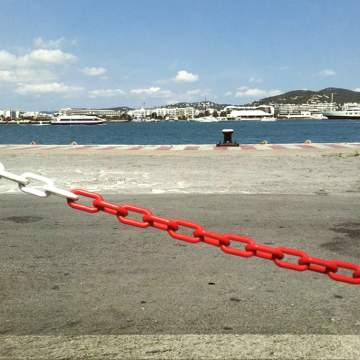 Lant plastic lungime 3 metri cu 2 cleme de prindere